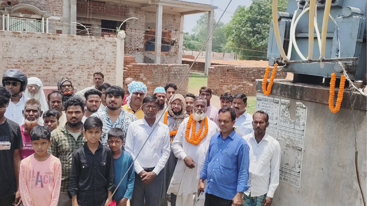 Barwadih में 100 केवीए ट्रांसफार्मर का उद्घाटन कम वोल्टेज की समस्या से मिलेगी राहत