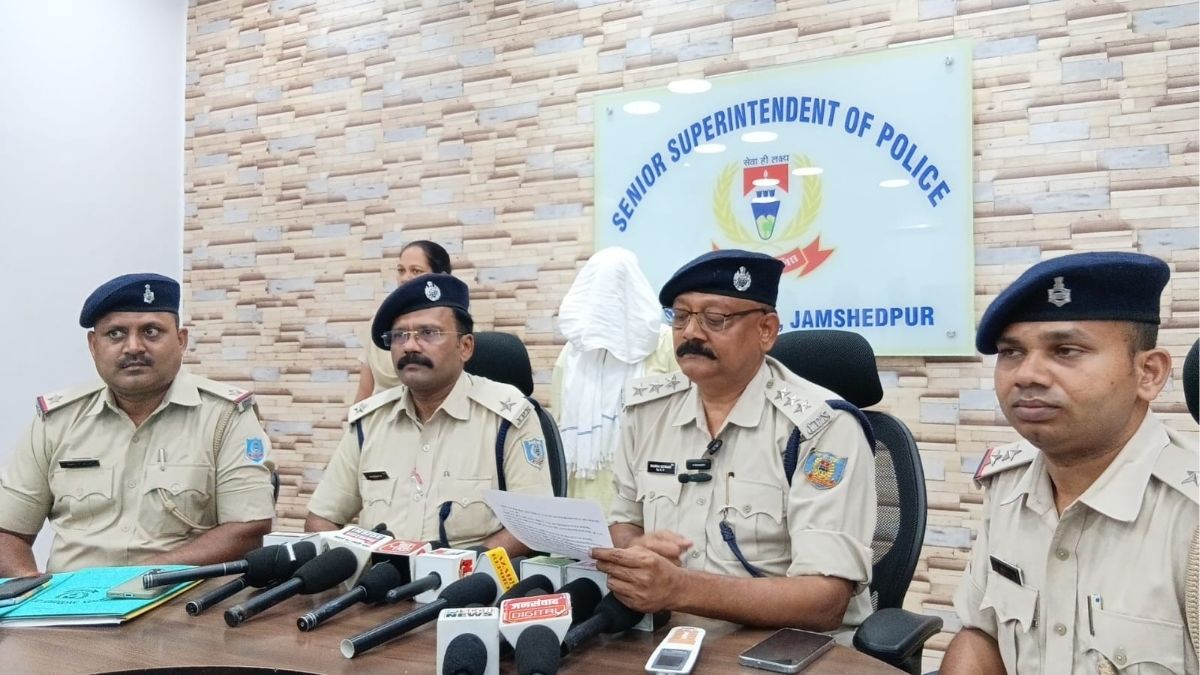 Sonari में जानलेवा हमला मामले की मुख्य आरोपी प्रिया सिंह उर्फ चटनी डॉन गिरफ्तार पुलिस ने की बड़ी कार्रवाई
