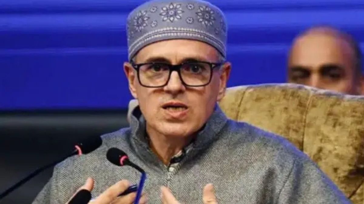 Kulgam आतंकी हमला दोषियों को बख्शा नहीं जाएगा मुख्यमंत्री उमर अब्दुल्ला ने 16 लाख रुपये सहायता का किया ऐलान उपराज्यपाल ने दिए सख्त कार्रवाई के निर्देश