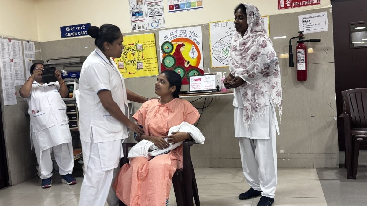 विश्व Breastfeeding सप्ताह 2026 सतत जीवन की मजबूत शुरुआत के लिए स्तनपान को बढ़ावा देने का संदेश टाटा मेन हॉस्पिटल ने शुरू किया जागरूकता अभियान