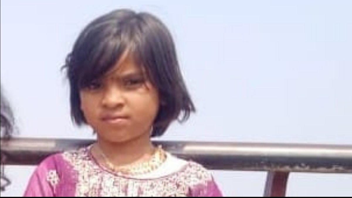 Jamshedpur में 10 वर्षीय बच्ची आयशा मुंडा लापता तलाश में जुटे परिजन जानकारी मिलने पर इन नंबरों पर करें संपर्क